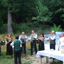 07.09.2008 - Hl. Messe beim „Roten Kreuz“ in Breitenfurt